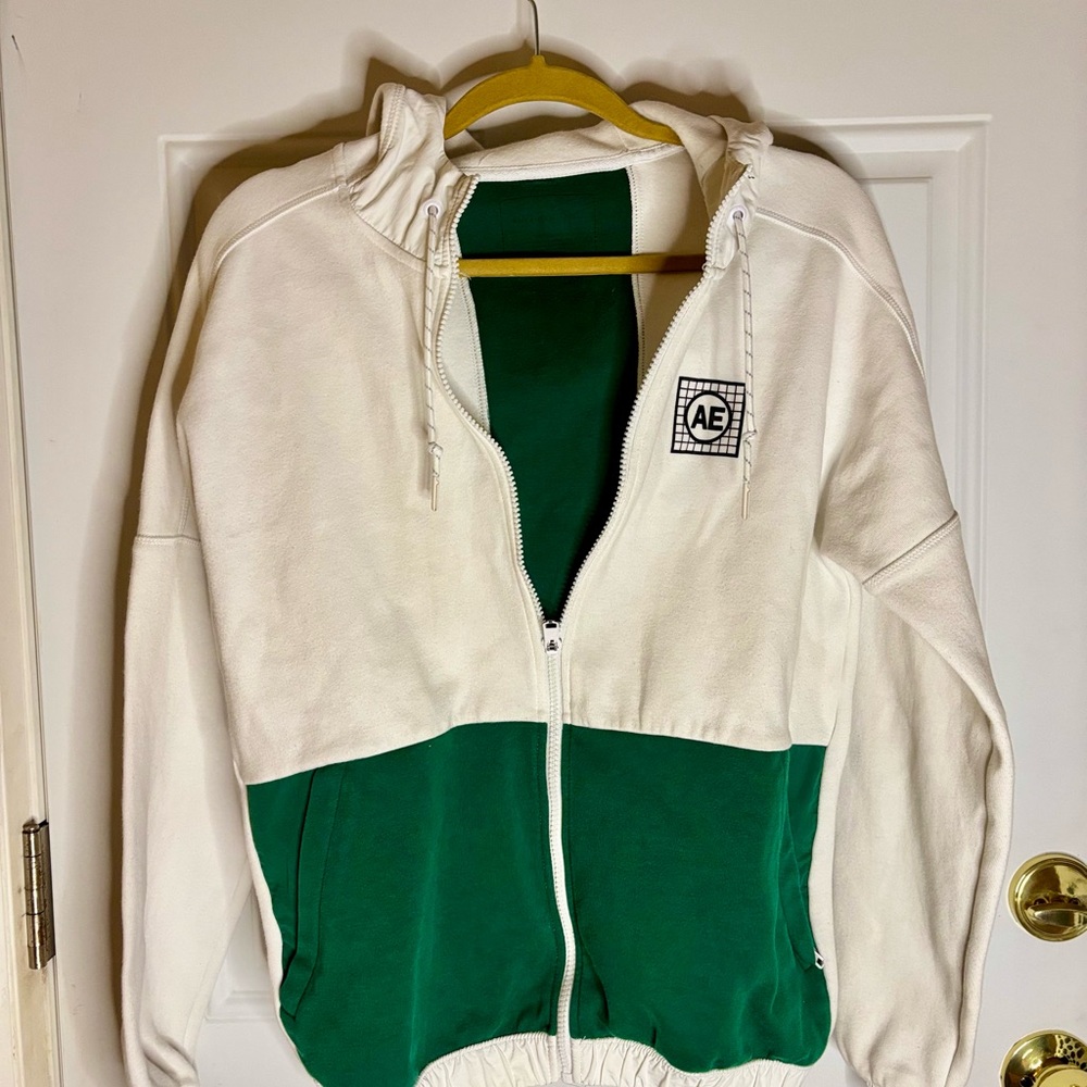 American Eagle Outfitters White and Green Zip Up Sweater VINTAGE AE SPORT